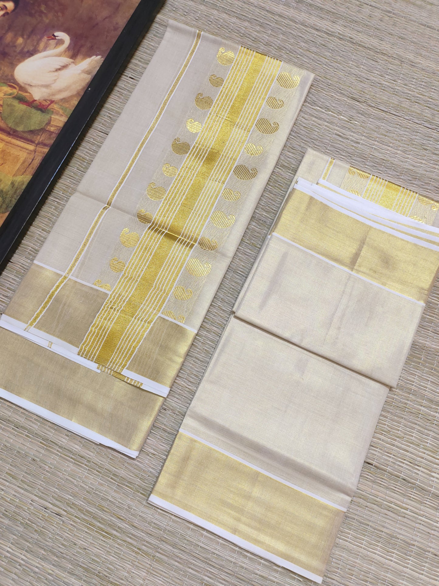 Premium Gold Tissue Set Mundu With Mango Buttas.