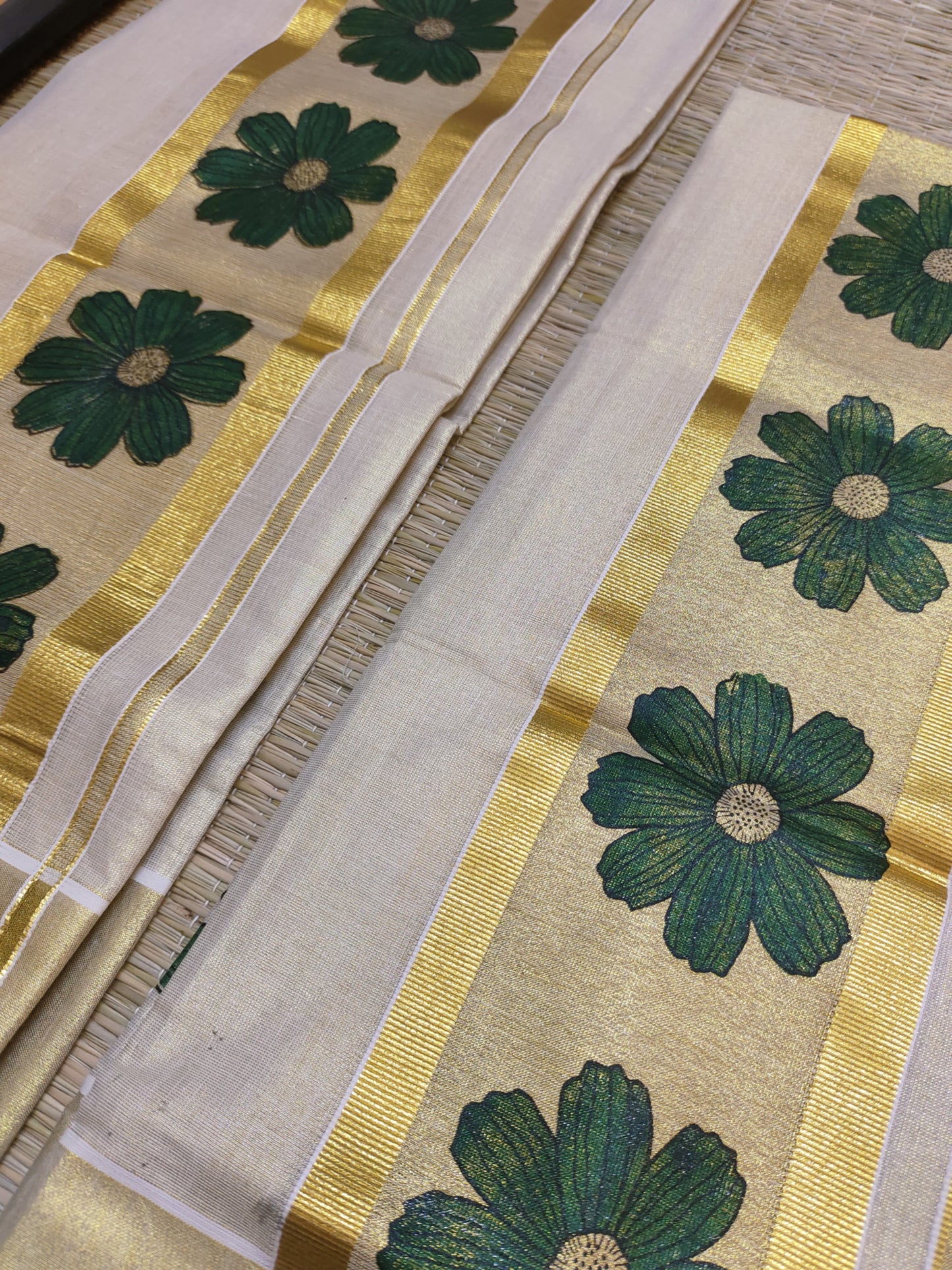 Premium Tissue Set Mundu With Floral Prints.