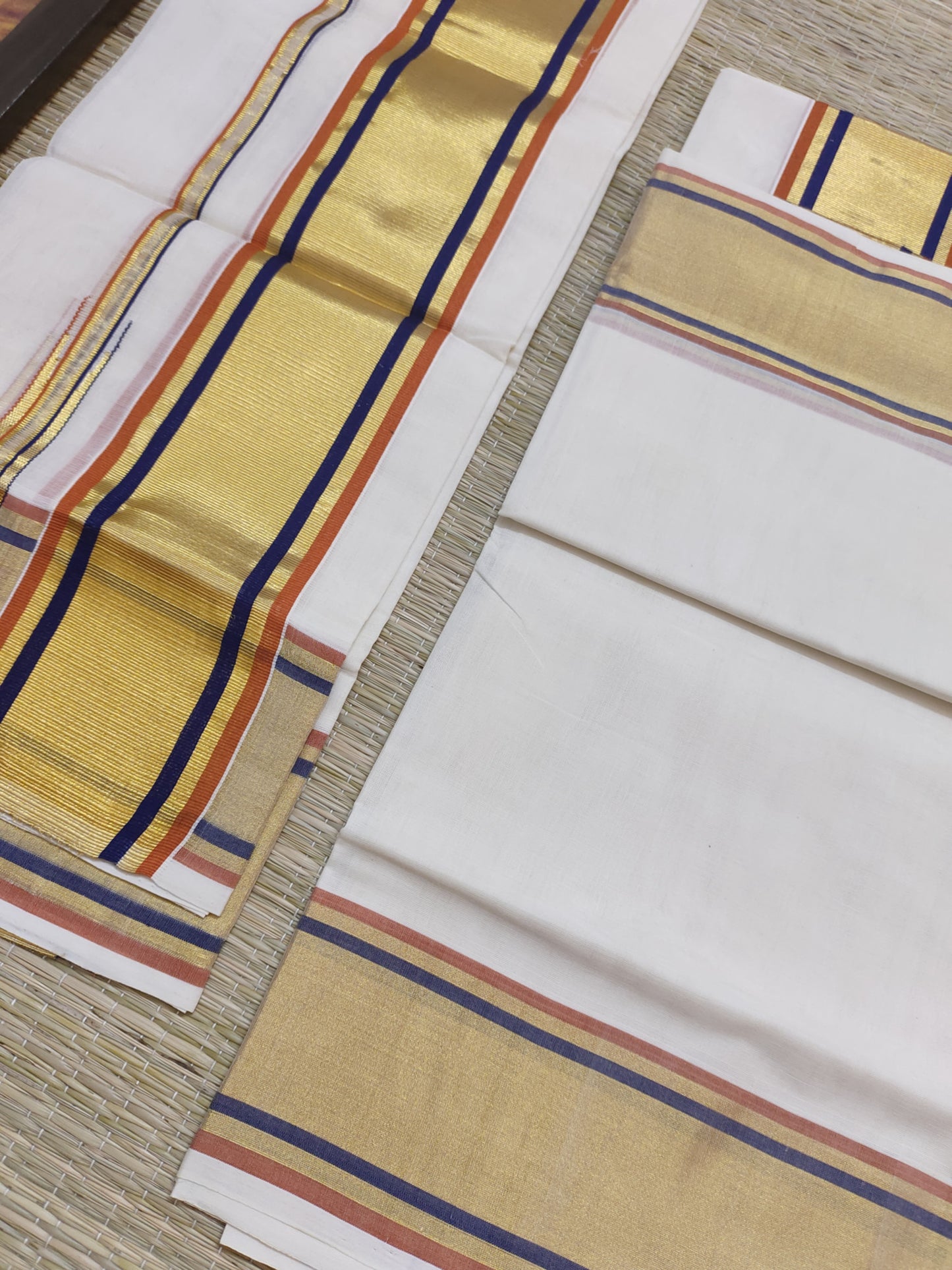 Premium Kuthampully Handloom Cotton Set Mundu.