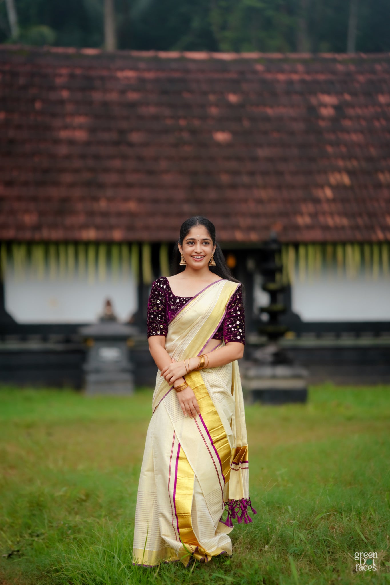 Half Plain Half Lines Tissue Set Mundu With Tassels And Velvet Sequence Blouse.