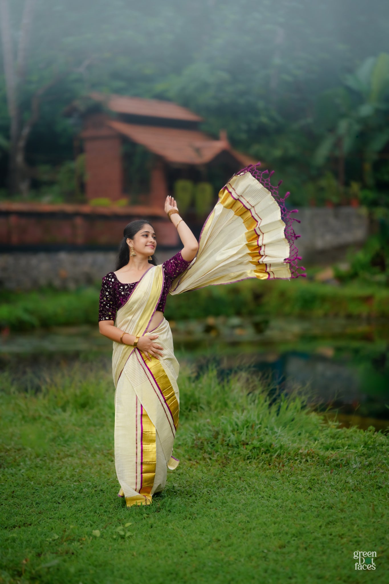 Half Plain Half Lines Tissue Set Mundu With Tassels And Velvet Sequence Blouse.