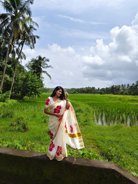 Premium Cotton Saree With Floral Print And Floral Printed Blouse.