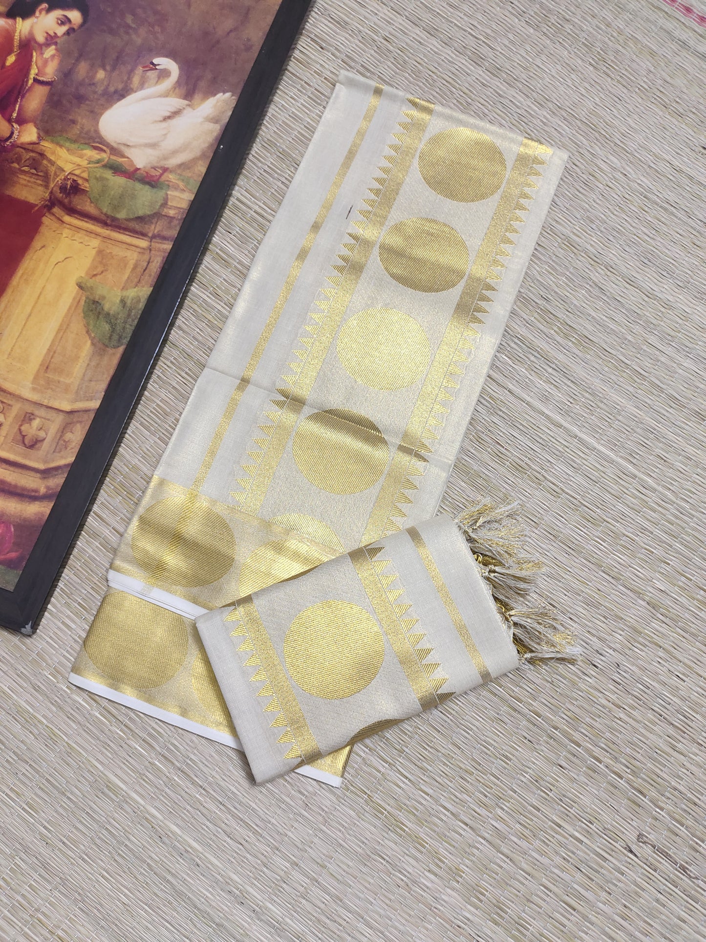 Tissue Kerala Set Mundu with polka weave  (2.80m).