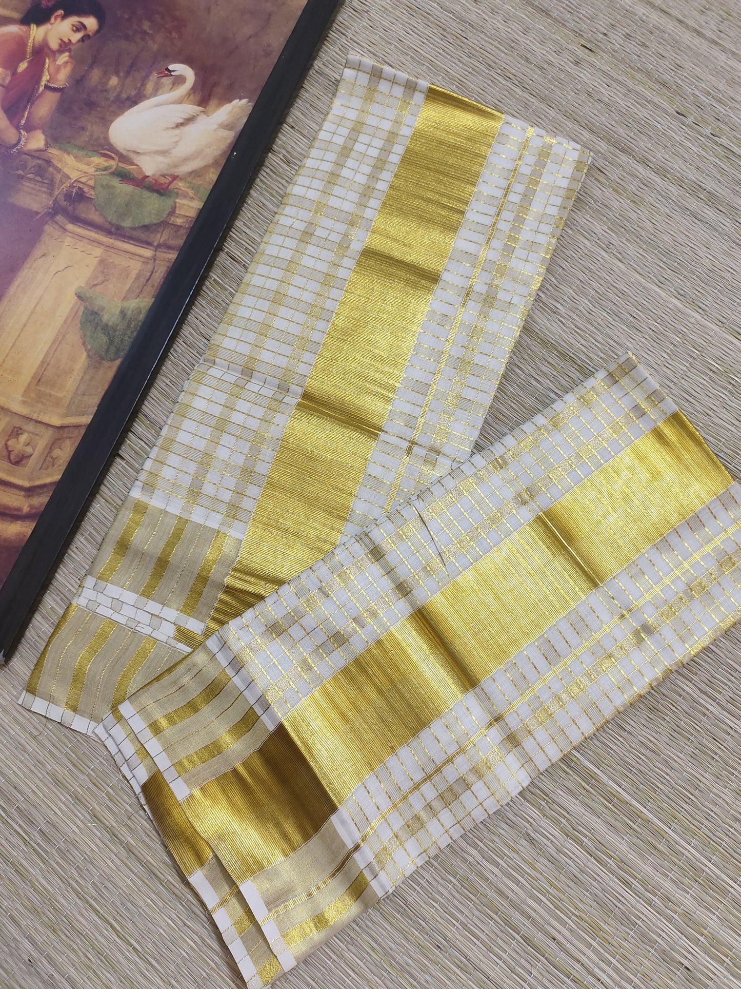 Premium cotton Kerala Set Mundu featuring all-over zari checks (2.80m).