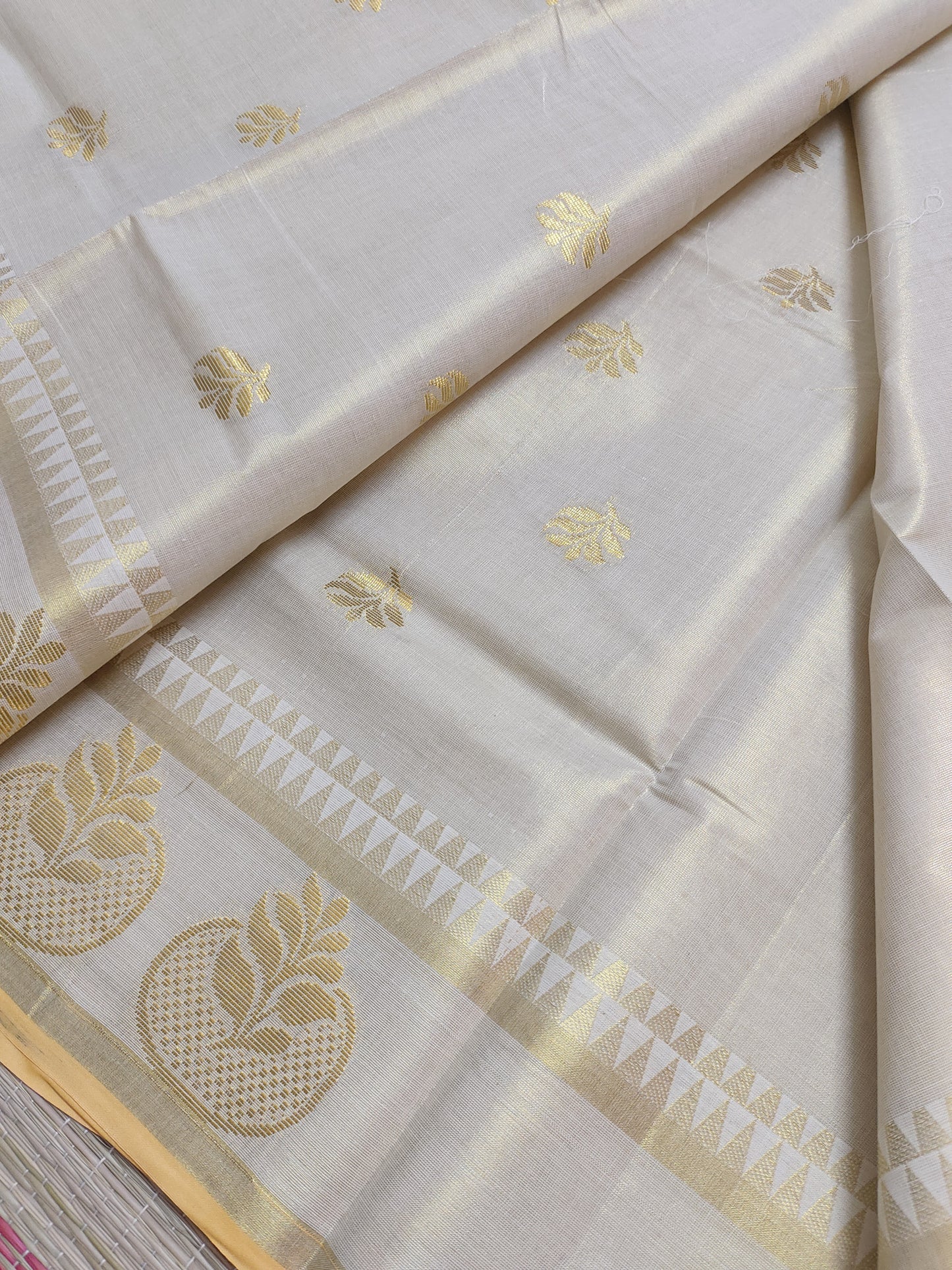 Premium tissue handloom replica saree
