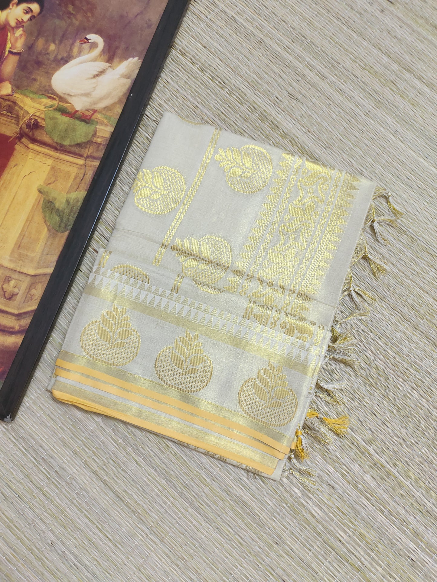 Premium tissue handloom replica saree