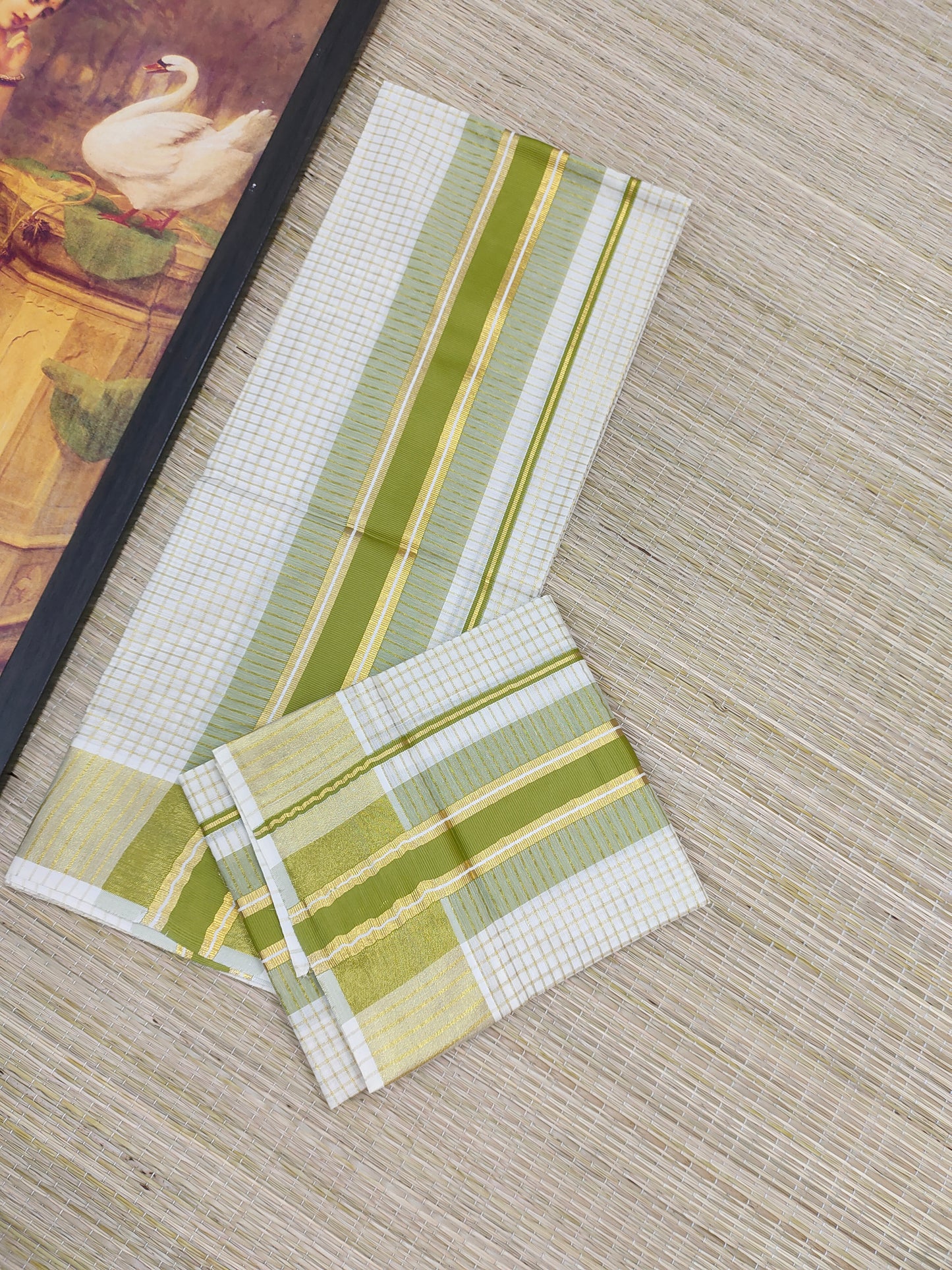 Pure cotton Kerala Set Mundu with all-over zari checks (2.80m).