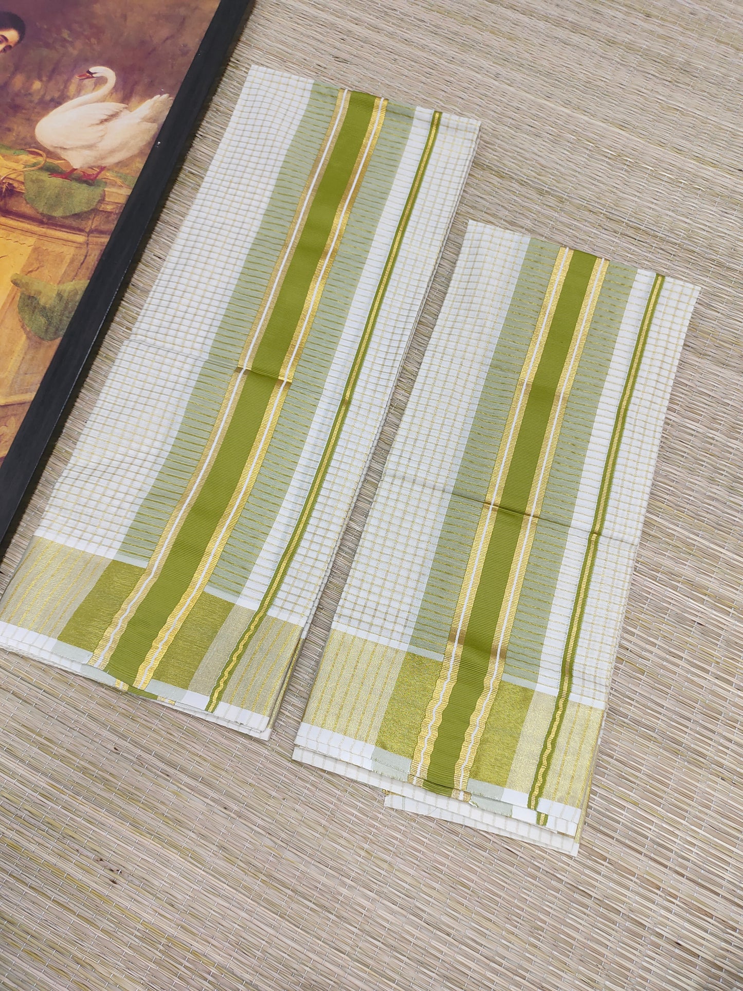 Pure cotton Kerala Set Mundu with all-over zari checks (2.80m).