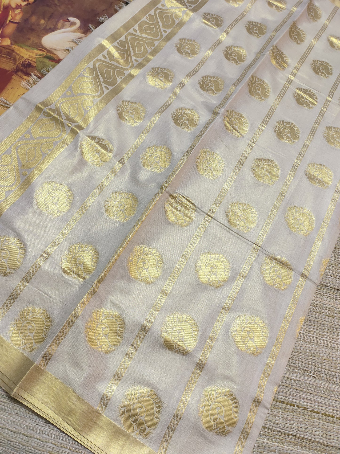 Premium Tissue Saree with body Woven Buttas