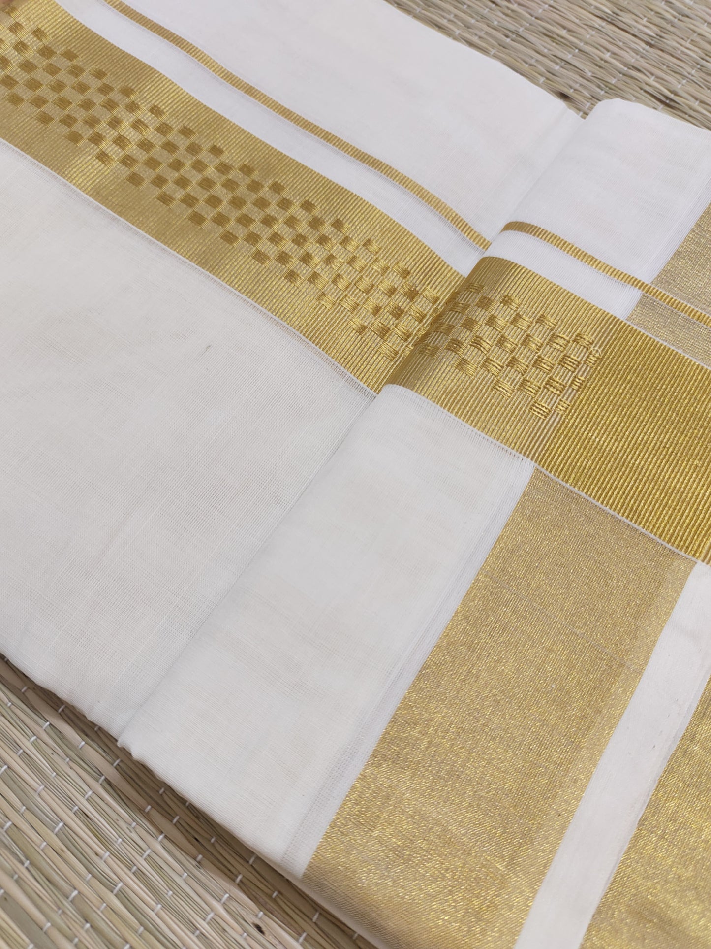 Premium Handloom Kuthampully Woven Men's Double Mundu.
