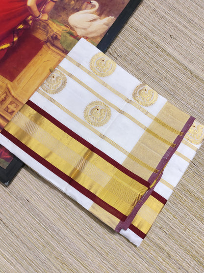 Premium Handloom Cotton Saree With Woven Motif.