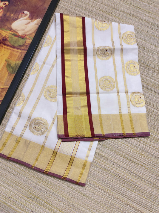 Premium Handloom Cotton Saree With Woven Motif.