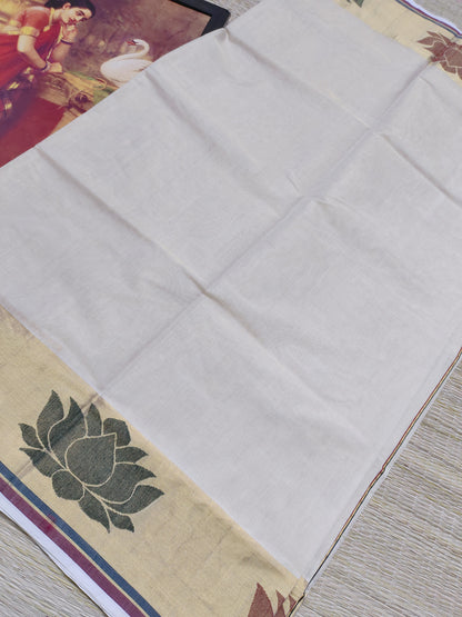 Kuthampully Woven Lotus  Weave Saree With Running Blouse.