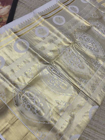 Premium Cotton Saree With All-Over Rain Drop Woven Butta