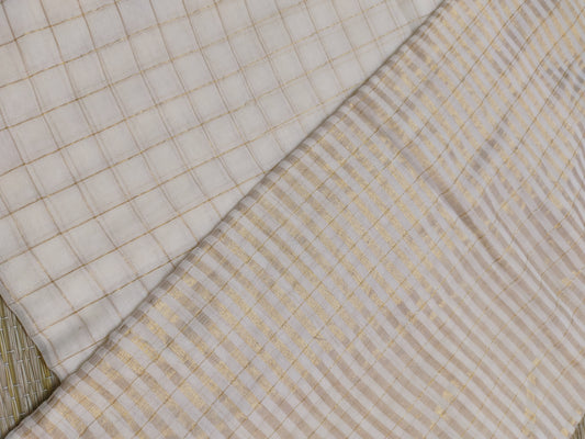 Premium Mul Cotton Saree With checks And Tassels.